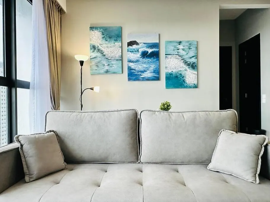 Urban Suites 6 Pax With Netflix And Board Games Jelutong 0*,  Ma­lay­sia